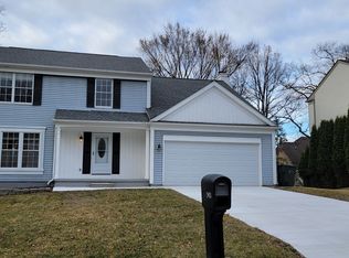543 Arlington Dr, Rochester Hills, MI 48307