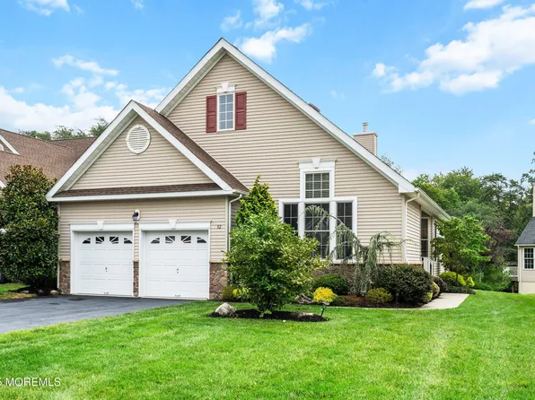 32 Benn Lane, Ocean Twp, NJ 07712