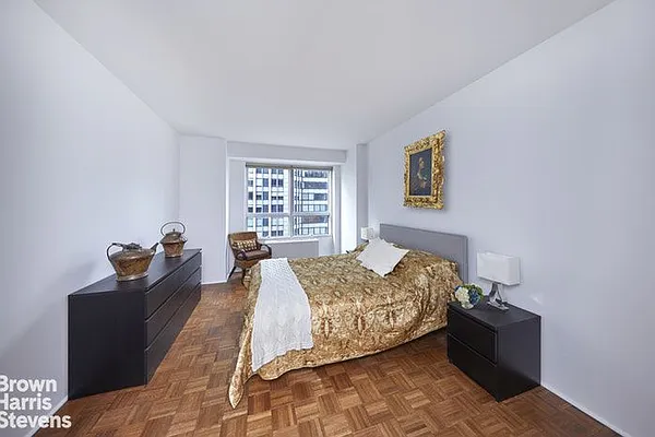 Rented by Brown Harris Stevens | media 10