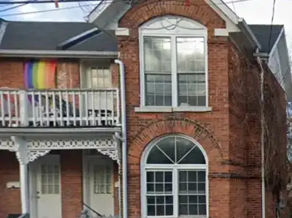 137 Colborne St #1A, Kingston, ON K7K 1E1