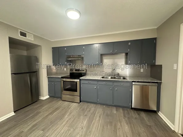 1821 Sanford Dr APT 3, Little Rock, AR 72227