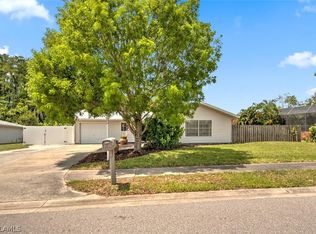 15702 Coral Vine Ln, Fort Myers, FL 33905