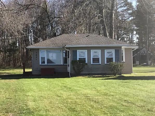 5821 W Wautoma Beach Rd, Hilton, NY 14468