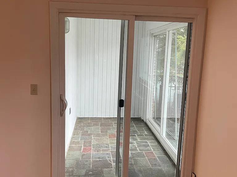 36 Warren St #4 — Photo 2