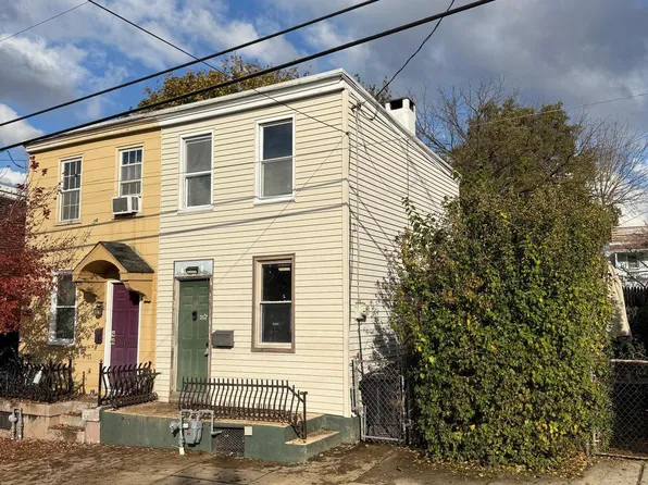 305 N Marshall St, Lancaster, PA 17602