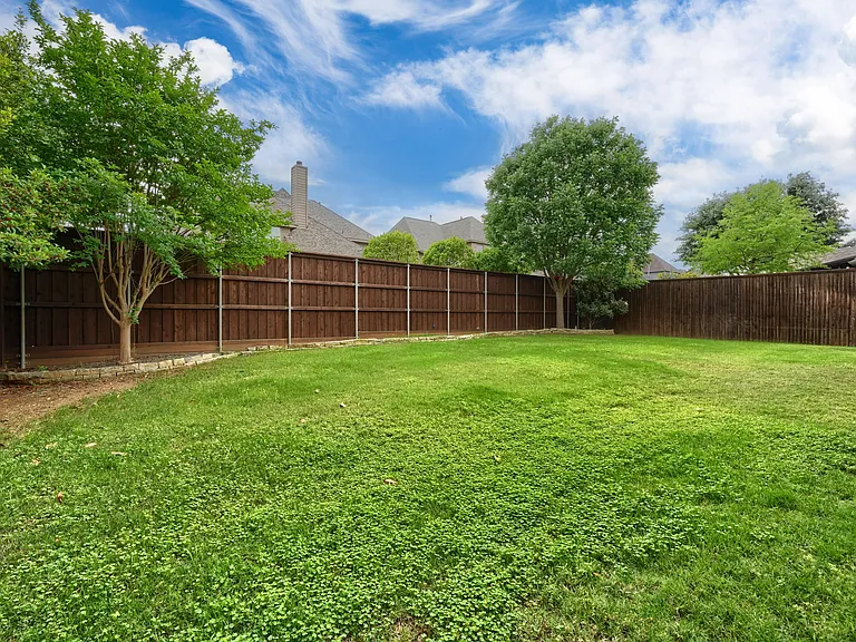 14839 Story Ln — Photo 35