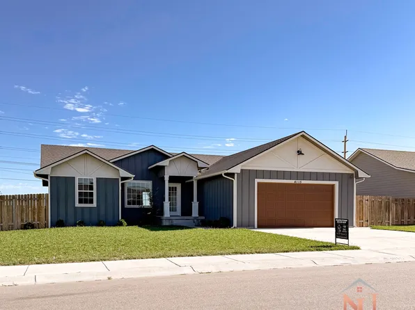 4115 Hawthorne Way, Garden City, KS 67846