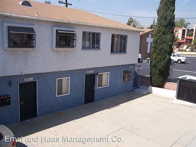 2nd image of 2073 1/2 Saint Louis Ave