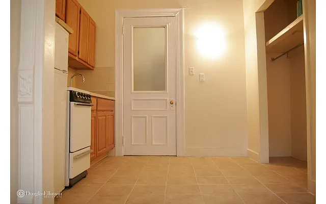 Rented by Douglas Elliman | media 11