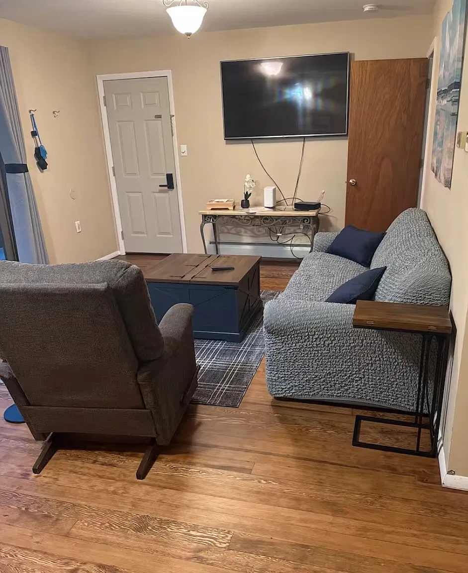 1 bed, 1.5 bath, 800 sqft, $1,700 — Photo 3