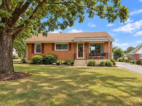 1407 Deacon St, Salem, VA 24153