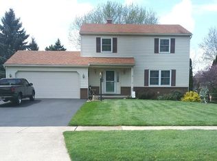 461 Cedar Ln, Waterville, OH 43566