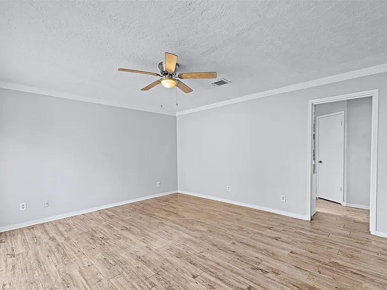 10735 Kitty Brook Dr — Photo 29