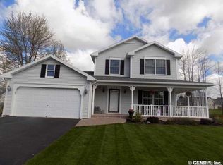 245 Pickering St, Canandaigua, NY 14424
