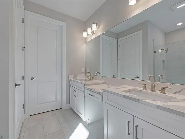 17471 Caravita Ln — Photo 19