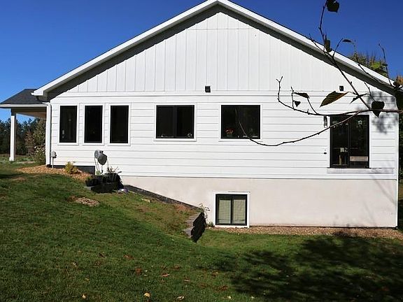 4th image of 39142 N York Rd