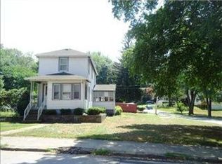 67 Green St, Woburn, MA 01801
