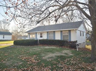 220 N Western St, Stuart, IA 50250