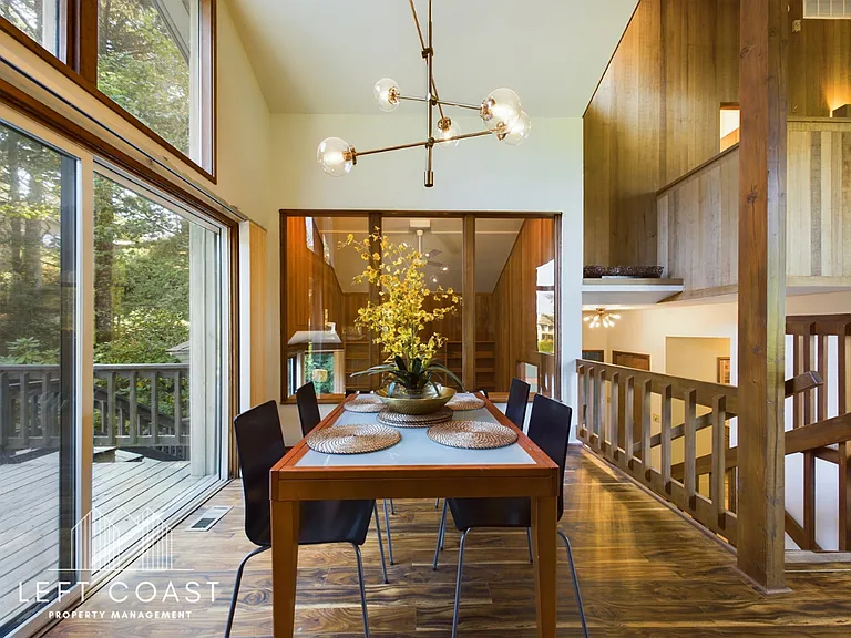 132 Salishan Dr — Photo 37