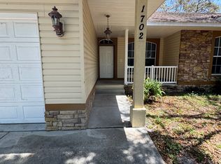 1702 Poinsettia Ave, Tarpon Springs, FL 34689
