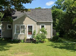 806 Waverly Pl, Green Bay, WI 54304