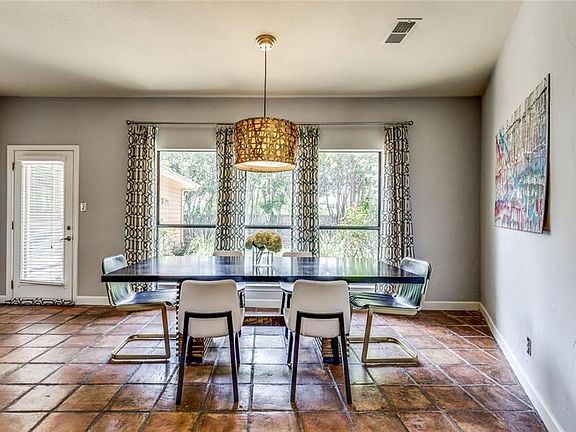 4th image of 9414 Hilldale Dr