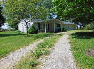 23611 E Atwater Rd, Atwater, IL 62572