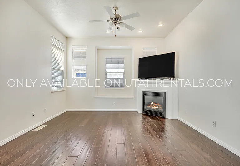 4306 N Chestnut Oak Dr — Photo 9