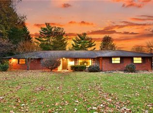 202 Marwood Dr SE, Warren, OH