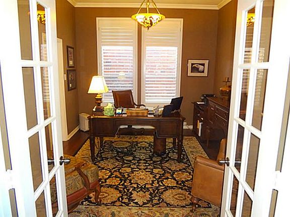 4th image of 209 Barkley Dr