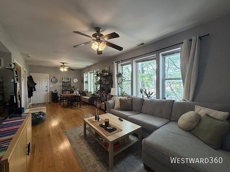 2239 W Cornelia Ave #2 — Photo 2