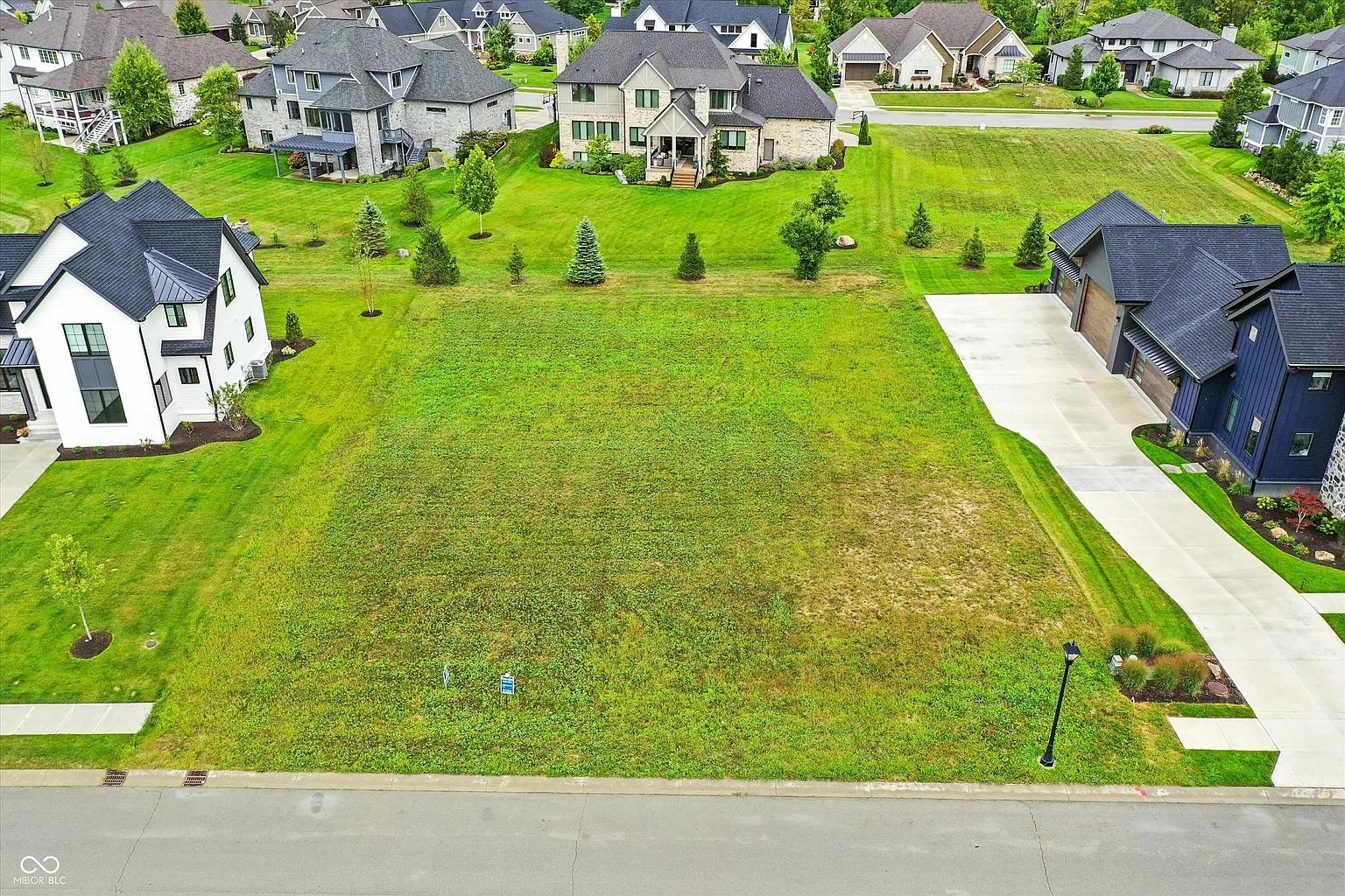 374 Old Ashbury Rd photo 1