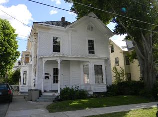 22 South St, Bellows Falls, VT 05101