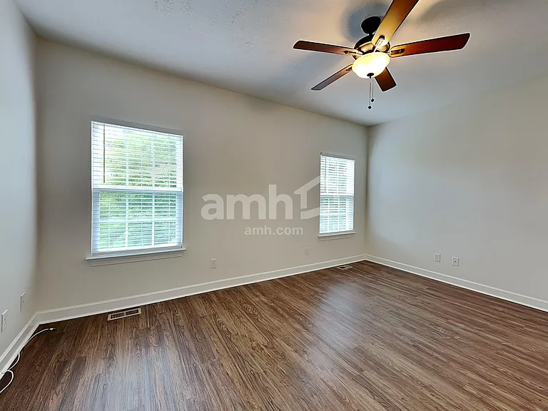 6457 Sunnywood Dr — Photo 10