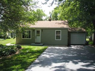 10014 Silver Creek Rd, Rockford, IL 61102