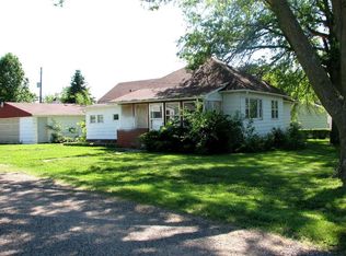 2008 N C Ave, Lovilia, IA 50150