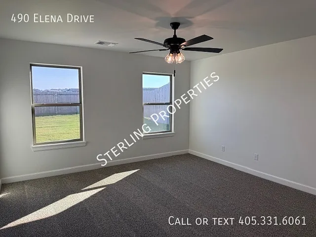 490 Elena Dr — Photo 24