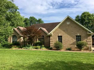 355 Woodsbend Rd, Elizabethtown, KY 42701