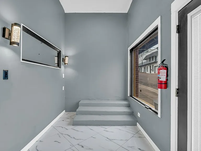 108 N Lafayette St #108 — Photo 5