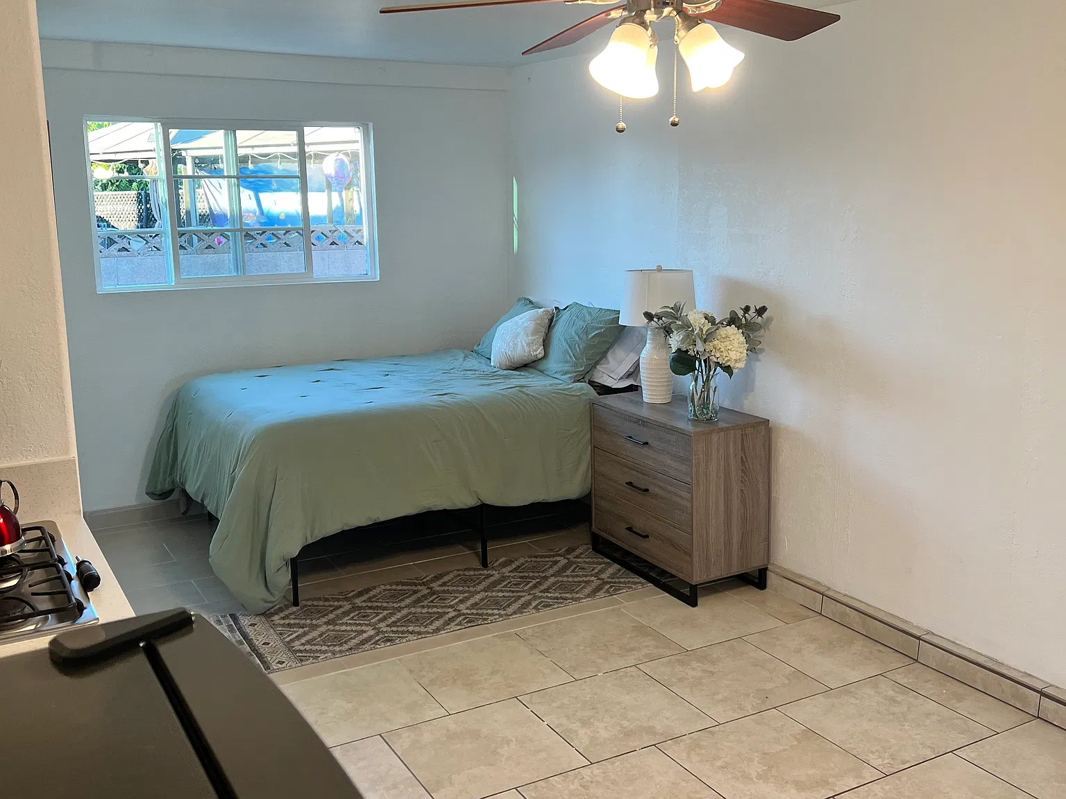 1 bed, 1473 sqft, $1,750 — Photo 2