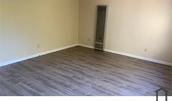 3809 Buell St #B — Photo 11