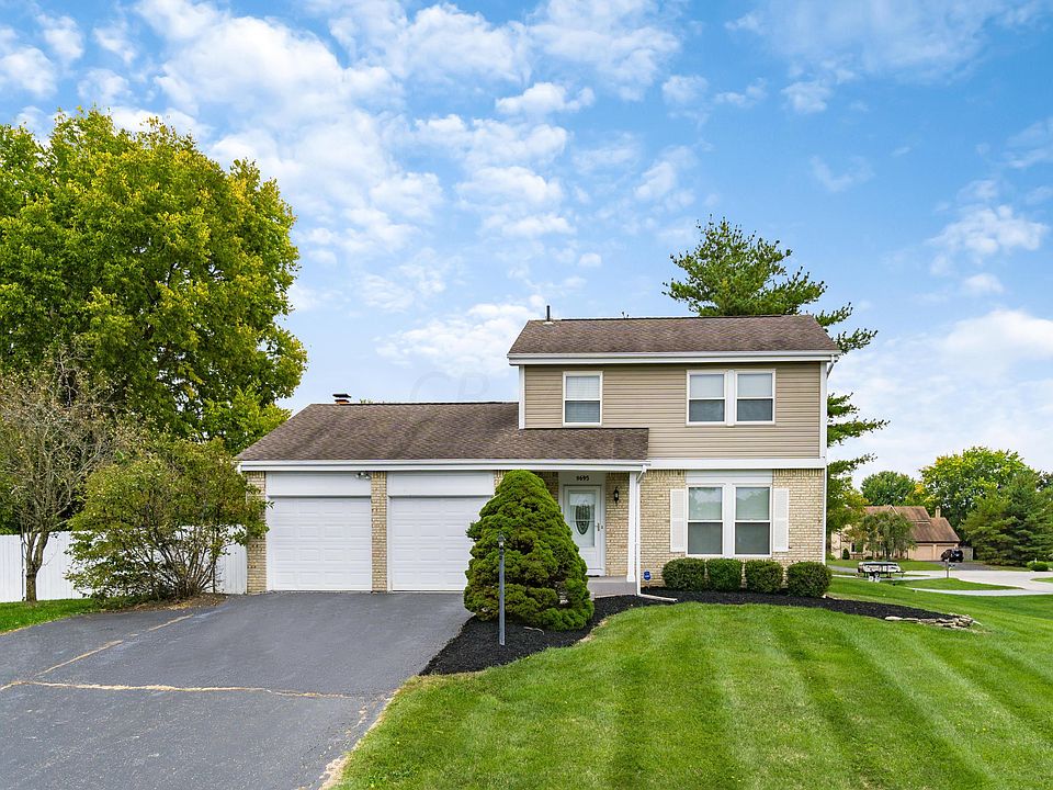 1st image of 9695 Meadow Wood Dr