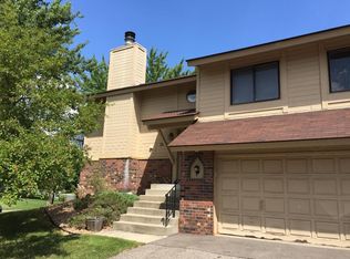 7223 Pontiac Cir, Chanhassen, MN 55317