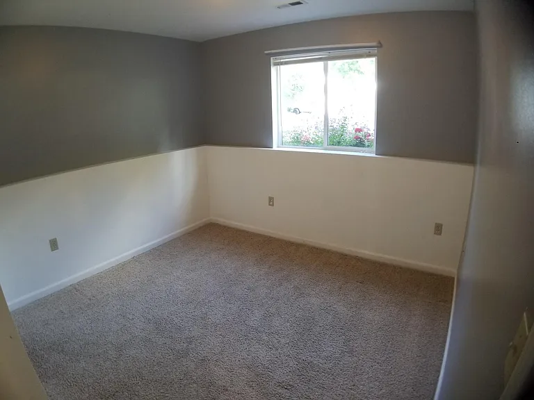 619 N Sargent Rd — Photo 14