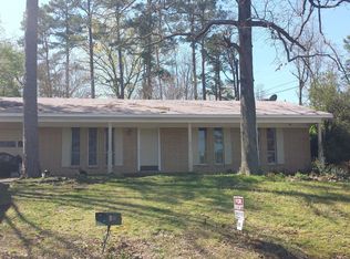 11609 Ashwood Dr, Little Rock, AR 72211