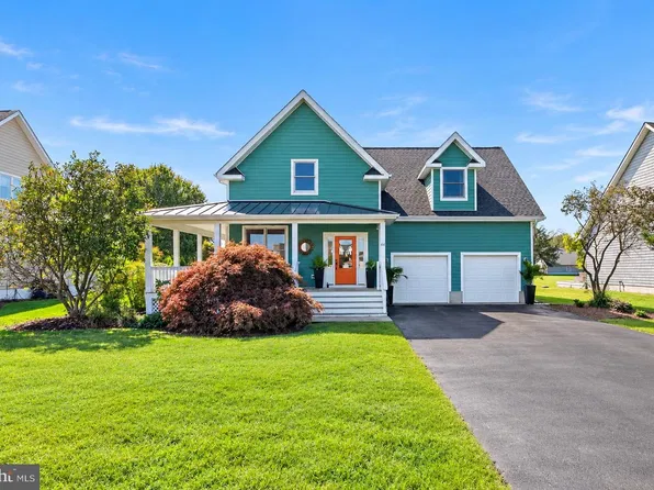 44 Daisey Ave, Ocean View, DE 19970