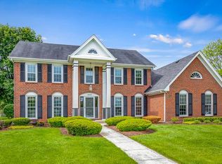1607 N Woodlawn St, Wheaton, IL 60187
