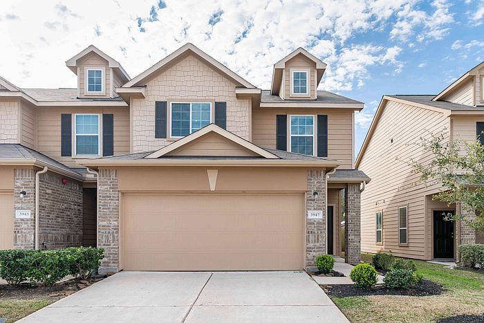 1st image of 3947 Lexington Manor Ct