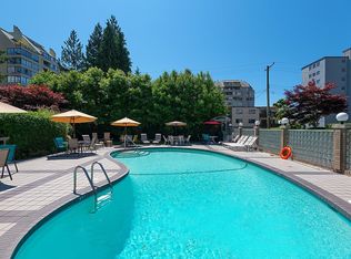1425 Esquimalt Ave #108, West Vancouver, BC V7T1L1