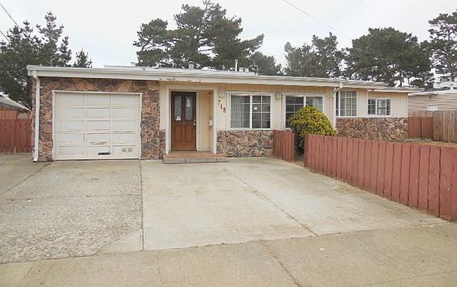 1st image of 748 Larchmont Dr